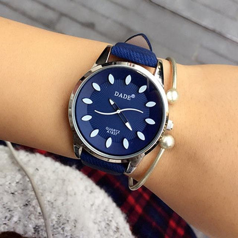 Elegant Leather Watch - Women